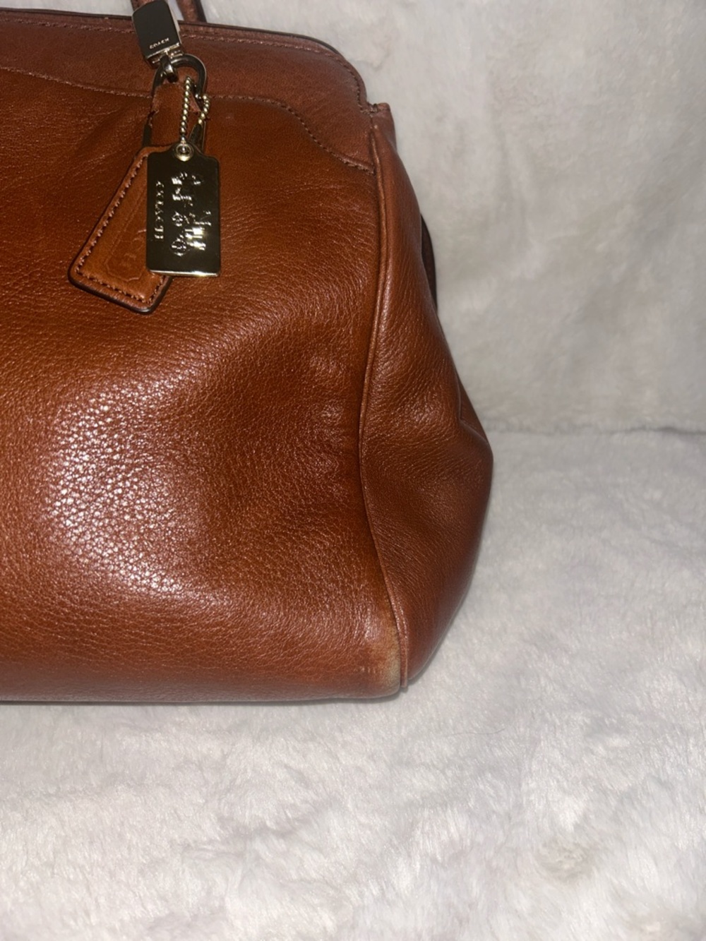Coach Chestnut Brown Leather Shoulder Bag with Signature Tag 25161 - Picture 4 of 15